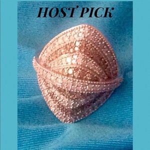 🎉HP 09/01 🎉💜AUTHENTIC Champagne/White Diamonds